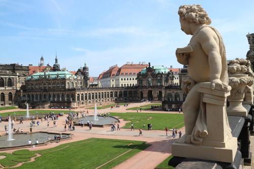 Der Zwinger in Dresden - ein nachgestelltes Motiv von einer der erworbenen Grußkarten